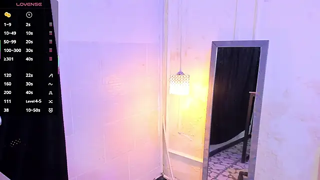 Snapshot of lanna_brunette chatting on 06-01-26, 12:49 lanna brunette online show from 06-01-26, 12:49