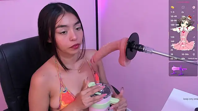 Snapshot of lanna_brunette chatting on 02-13-26, 01:00 lanna brunette online show from 02-13-26, 01:00