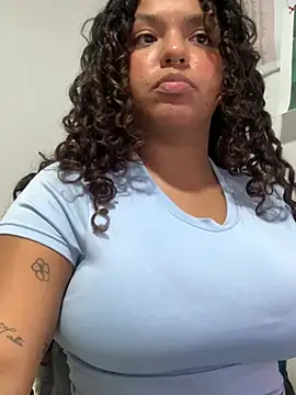 Anitta bell online show from 02-18-25, 12:48