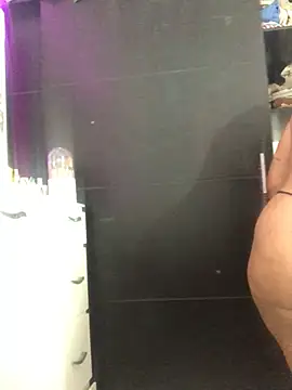 Anitta bell online show from 04-15-26, 02:39