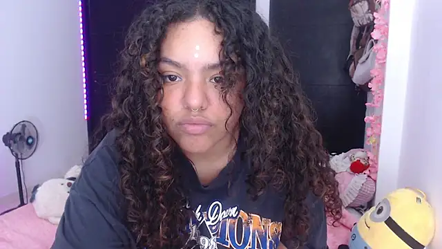 Anitta bell online show from 02-14-25, 03:54