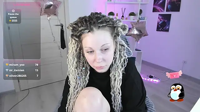 Snapshot of HoneySallyMoore chatting on 01-19-25, 02:57 HoneySallyMoore online show from 01-19-25, 02:57