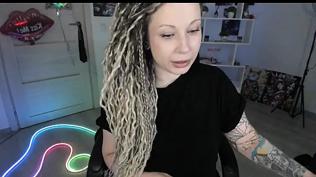 HoneySallyMoore online show from 03-27-26, 06:20