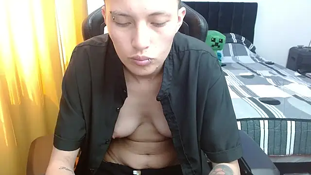 Snapshot of duo_peludoo chatting on 03-04-26, 03:42 duo peludoo online show from 03-04-26, 03:42