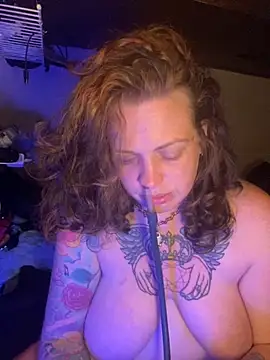 favoritestepsis online show from 12-03-25, 08:14