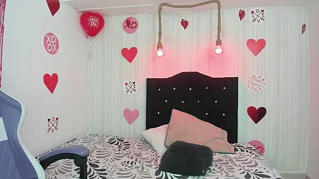 nicky angel1 online show from 02-13-26, 06:52