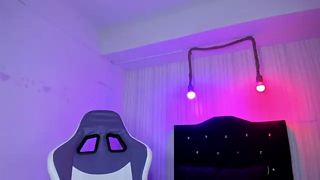 nicky angel1 online show from 10-21-25, 06:40