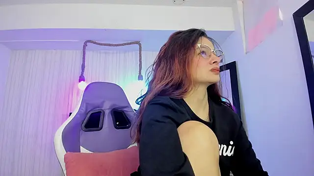 nicky angel1 online show from 06-26-26, 08:03
