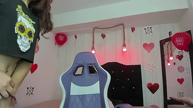 nicky angel1 online show from 02-18-26, 07:32