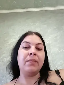 Greta Tamar online show from 11-22-25, 05:50