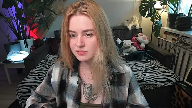 Alexa Pirs online show from 03-21-26, 02:43