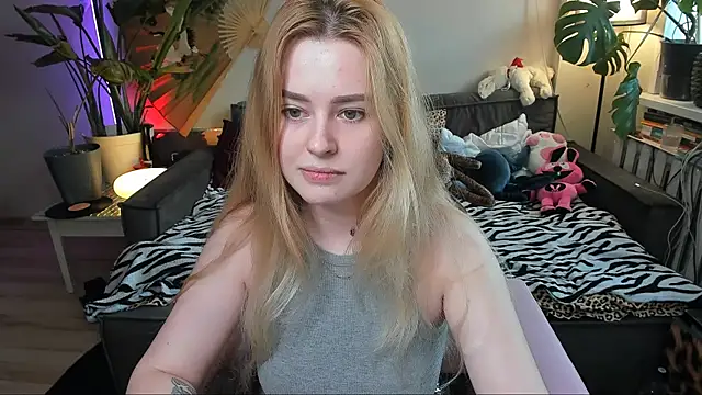 Alexa Pirs online show from 04-05-26, 02:57