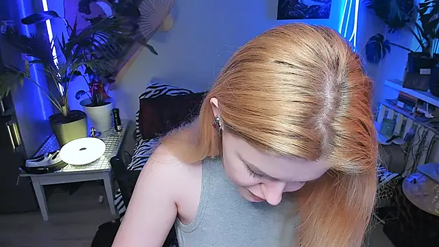 Snapshot of Alexa_Pirs chatting on 12-01-25, 12:39 Alexa Pirs online show from 12-01-25, 12:39