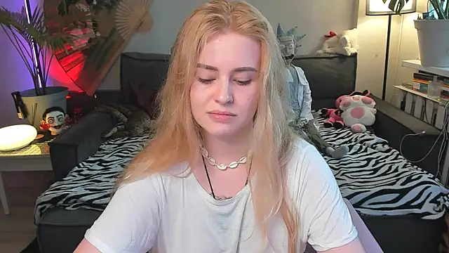 Snapshot of Alexa_Pirs chatting on 07-07-26, 02:42 Alexa Pirs online show from 07-07-26, 02:42