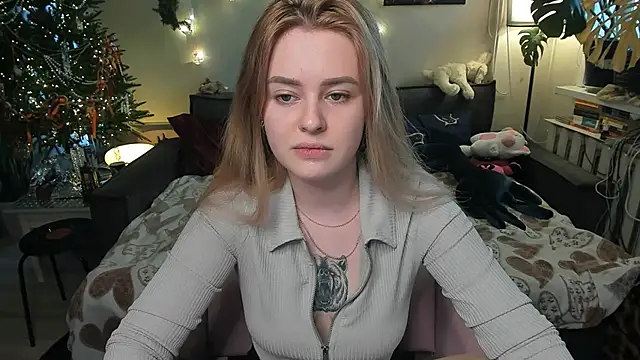 Snapshot of Alexa_Pirs chatting on 01-17-26, 12:53 Alexa Pirs online show from 01-17-26, 12:53