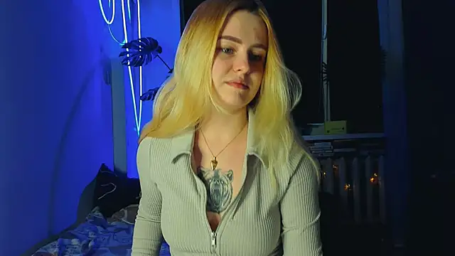 Snapshot of Alexa_Pirs chatting on 03-09-25, 09:14 Alexa Pirs online show from 03-09-25, 09:14