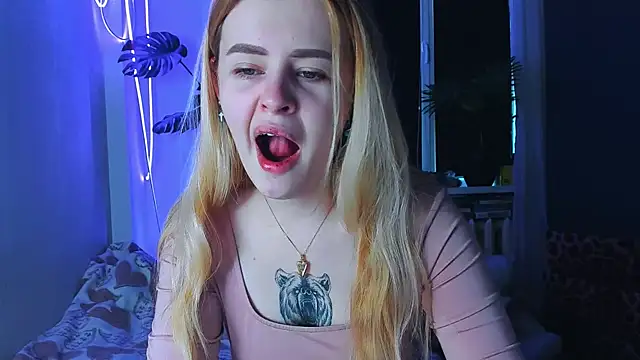 Snapshot of Alexa_Pirs chatting on 03-19-25, 06:03 Alexa Pirs online show from 03-19-25, 06:03