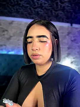 Scarlett-LS online show from 11-21-25, 02:43