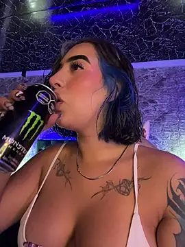 Snapshot of Scarlett-LS chatting on 03-04-26, 02:41 Scarlett-LS online show from 03-04-26, 02:41