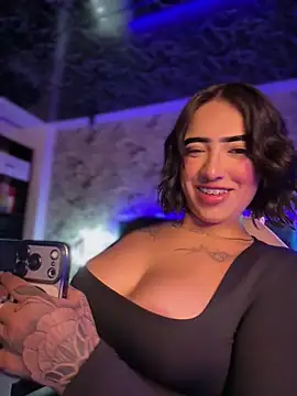 Snapshot of Scarlett-LS chatting on 02-08-26, 02:53 Scarlett-LS online show from 02-08-26, 02:53