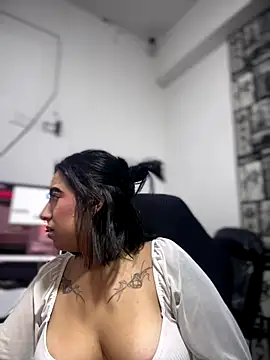 Scarlett-LS online show from 11-05-25, 02:03