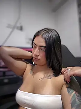 Scarlett-LS online show from 11-06-25, 03:21