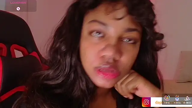 Daphnewalker   online show from 02-11-26, 01:44