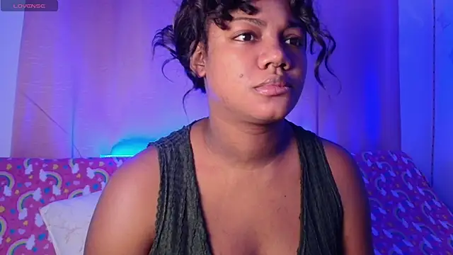 Snapshot of Daphnewalker__ chatting on 05-20-26, 11:40 Daphnewalker online show from 05-20-26, 11:40