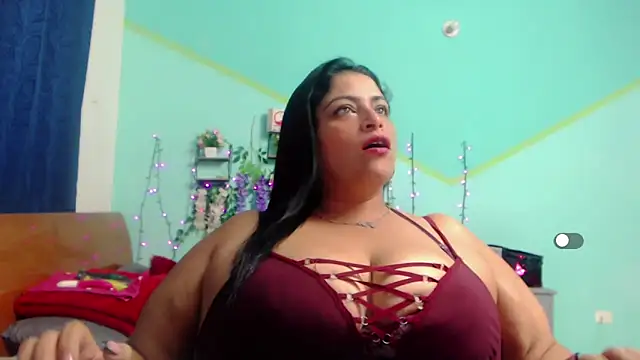 Snapshot of NickyRibeiro chatting on 09-20-25, 05:45 NickyRibeiro online show from 09-20-25, 05:45