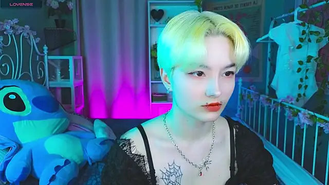 Akemi Sora  online show from 03-20-25, 03:25