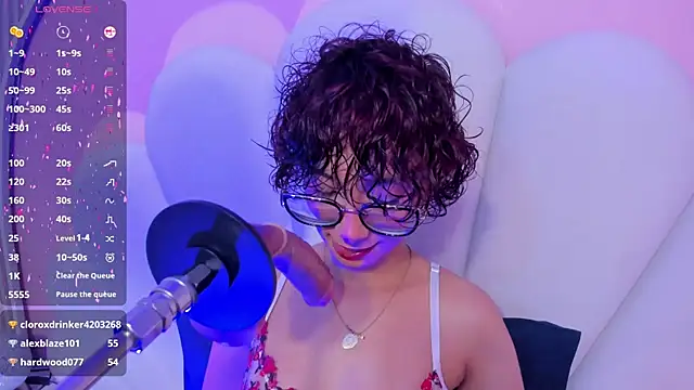 Snapshot of linda_sofi__ chatting on 03-16-25, 07:49 linda sofi online show from 03-16-25, 07:49