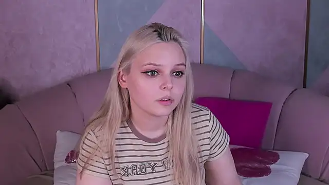 CLAIRE VOGT online show from 03-03-25, 11:55