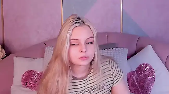 CLAIRE VOGT online show from 02-27-25, 08:53