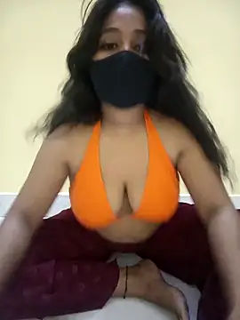 Snapshot of KEEP879_346 chatting on 10-08-25, 06:30 KEEP879 346 online show from 10-08-25, 06:30