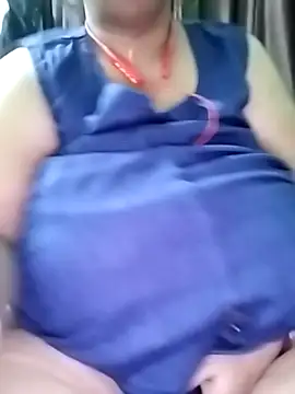 Snapshot of Lizza_boudi chatting on 02-25-25, 04:14 Lizza boudi online show from 02-25-25, 04:14