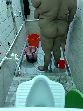 Snapshot of Lizza_boudi chatting on 09-24-25, 07:26 Lizza boudi online show from 09-24-25, 07:26