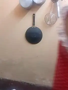 Snapshot of Lizza_boudi chatting on 02-23-25, 09:22 Lizza boudi online show from 02-23-25, 09:22