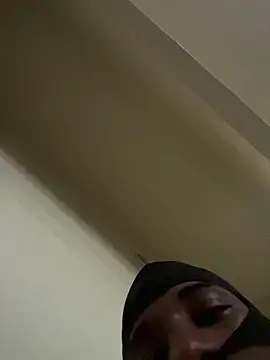 Snapshot of blackog27 chatting on 03-21-25, 11:12 blackog27 online show from 03-21-25, 11:12