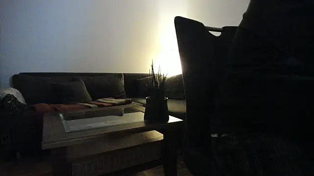 molicaremolicare online show from 10-26-25, 04:46