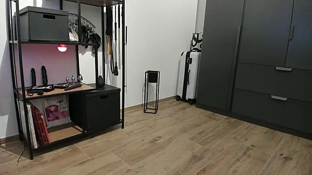 molicaremolicare online show from 03-06-26, 05:08