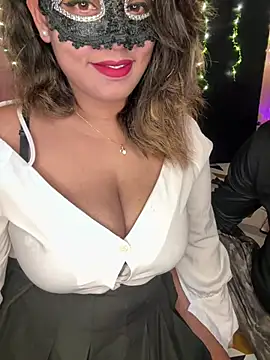 WifyHubby 38 online show from 03-22-25, 06:47