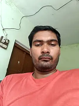 Snapshot of ccuteboyyyy chatting on 10-01-25, 04:50 ccuteboyyyy online show from 10-01-25, 04:50