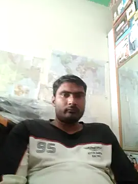 Snapshot of ccuteboyyyy chatting on 03-01-25, 12:12 ccuteboyyyy online show from 03-01-25, 12:12