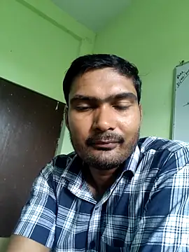 Snapshot of ccuteboyyyy chatting on 09-15-25, 06:25 ccuteboyyyy online show from 09-15-25, 06:25