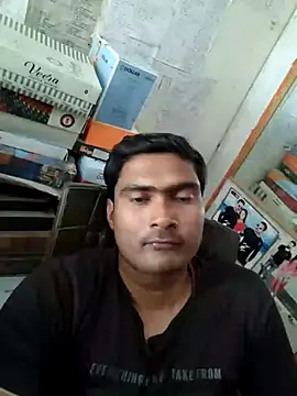 Snapshot of ccuteboyyyy chatting on 03-13-25, 05:33 ccuteboyyyy online show from 03-13-25, 05:33