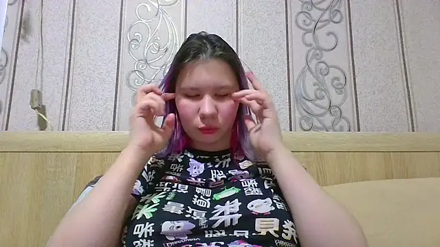 Snapshot of Little_kitsune1707 chatting on 09-24-25, 05:52 Little kitsune1707 online show from 09-24-25, 05:52