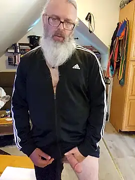 HardSteele97 online show from 10-04-25, 04:30