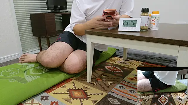 YARASERO-kun online show from 10-05-25, 02:30