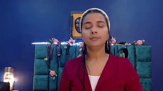 MariamLaraa online show from 03-22-25, 11:11