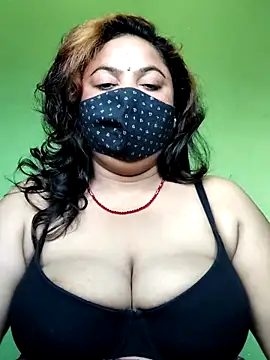 Snapshot of rani130 chatting on 09-26-25, 12:50 rani130 online show from 09-26-25, 12:50